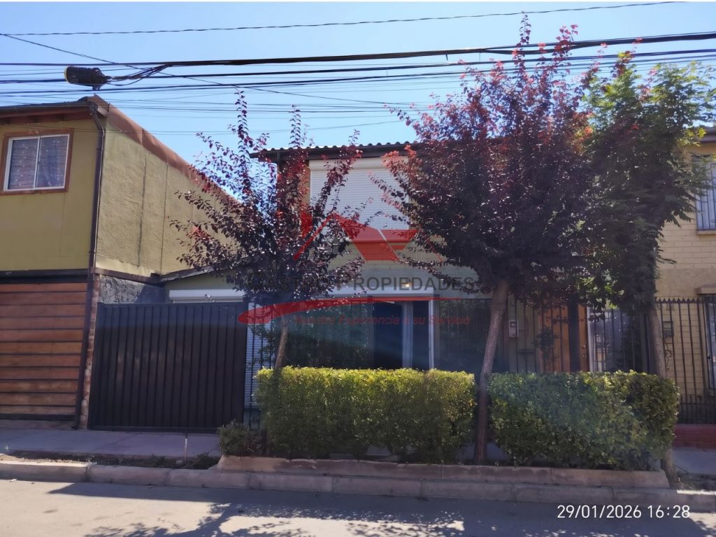 Hermosa Casa de Dos Pisos Ampliada con 3 Dormitorios, 2 Baños, Villa El Sol, Comuna de San Bernardo.